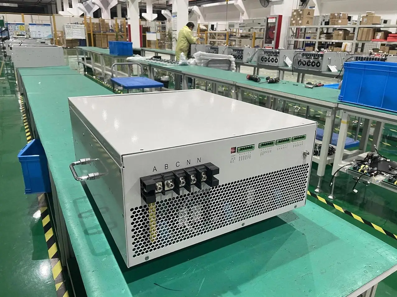 Dispositivo di riduzione dell'elettricità Risparmio energetico Elettricità Adavnaced APF Filtro attivo a risparmio energetico