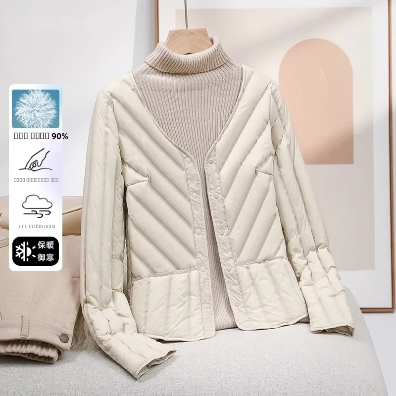 

Женский облегающий легкий теплый пуховый жилет-подкладка для осени 2025 года, модный, для повседневной носки, из нейлоновой ткани, без бренда