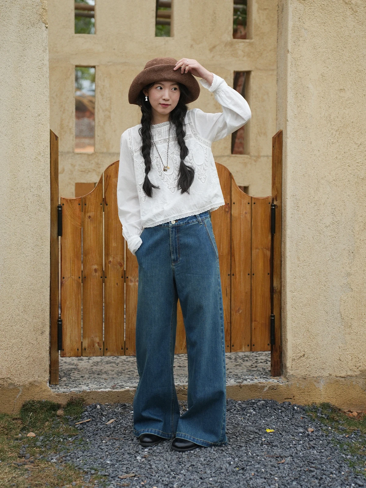 

Джинсы Botanique с широкими штанинами, винтажные, с эффектом потертости, женские, повседневные, зимние, эластичные в четырех направлениях, с естественной талией, на пуговицах