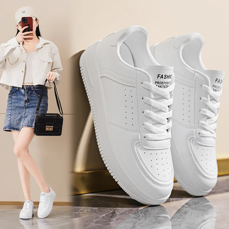 

Women's Breathable White Thick-Soled Sports Shoes Fashionable Versatile Casual Board Sneakers for Spring And Autumn