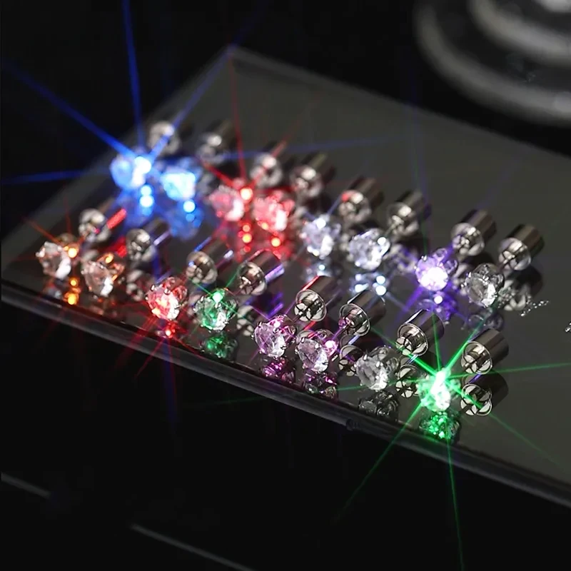 1 pair Led Light up Ear Stud Blinky Diamond Crown Earrings Jewelry for Women and girl dress up bar club props Glow in the dark