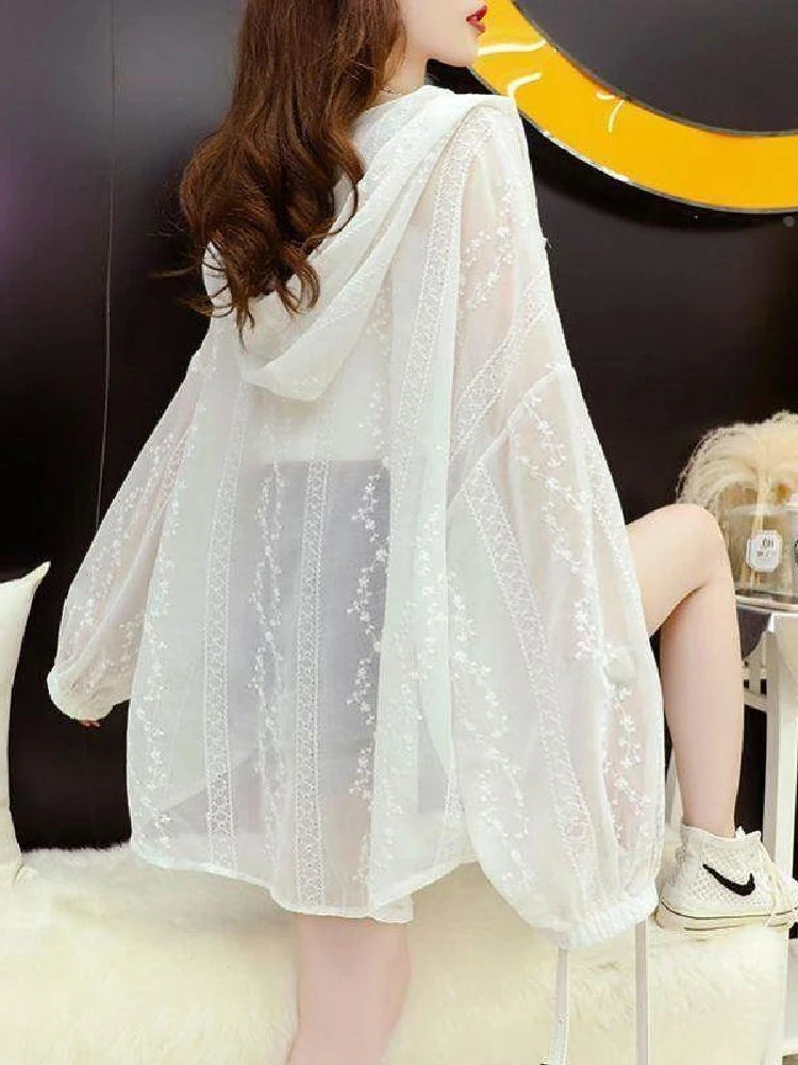 chemise-legere-et-respirante-a-capuche-pour-l'ete-style-coreen-coupe-ample-avec-poche-et-mouchoir-integre-protection-solaire