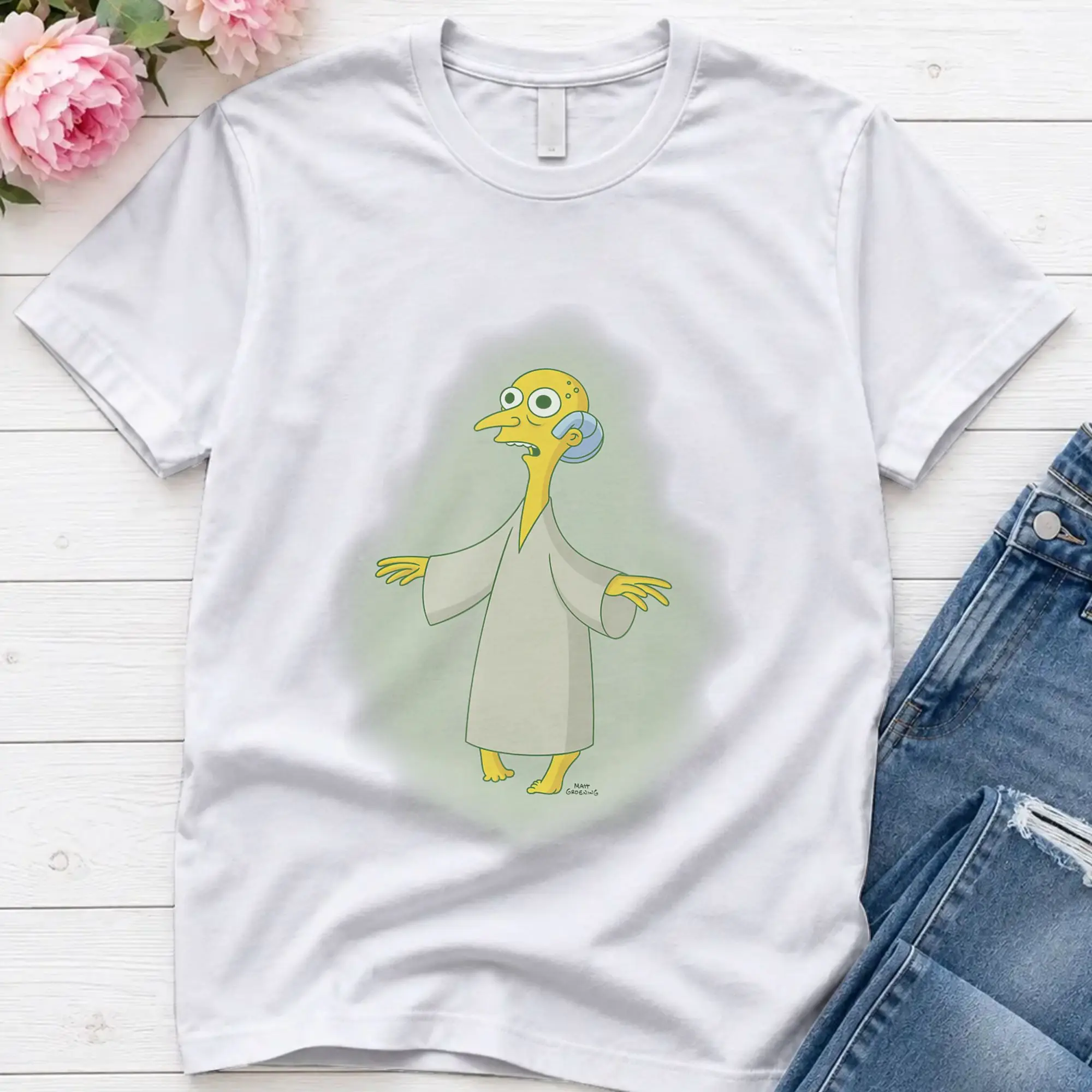 Novelty Treehouse of Horror The Burns Abduction Small T-Shirts for Men Round Collar Cotton T Shirts Simpsons  Tee Shirt Clothing