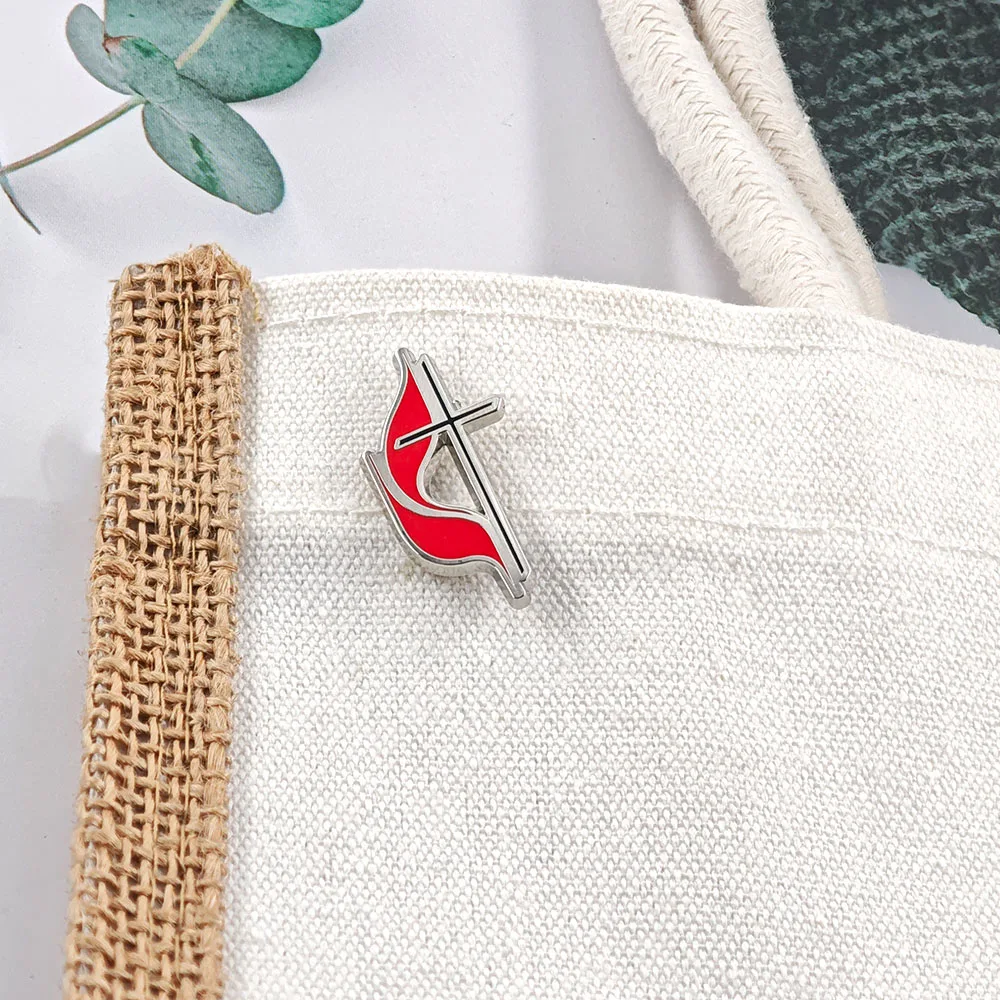دبوس معدني مطلي بالمينا للكنيس - مراجعة Embroidery Icon وسعره