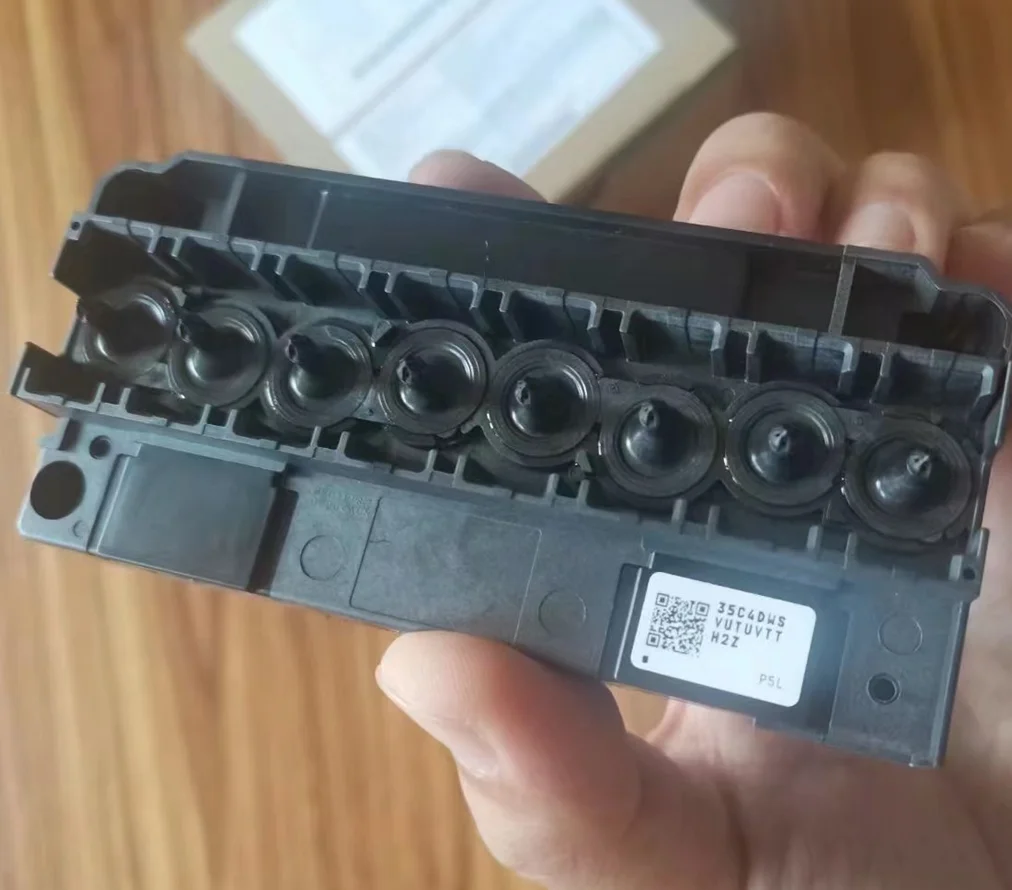 Tête d'impression originale débloquée F186000 DX5 pour machine d'impression chinoise F1440-A1 dx5