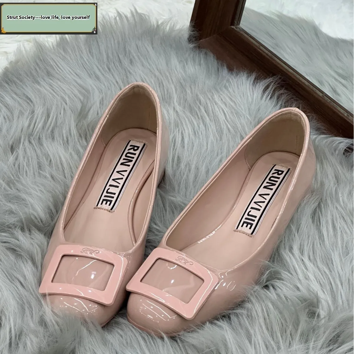 

Luxury Women's Flat Shoes Summer Square Buckle Shallow Mouth Round Head Soft Bottom Flat Shoes Fashion Versatile Casual Shoes