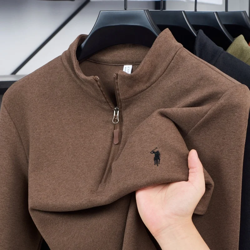 Sudadera informal cálida de manga larga con cuello levantado y media cremallera para hombre, camiseta versátil con bordado de poni de Boutique, otoño e invierno