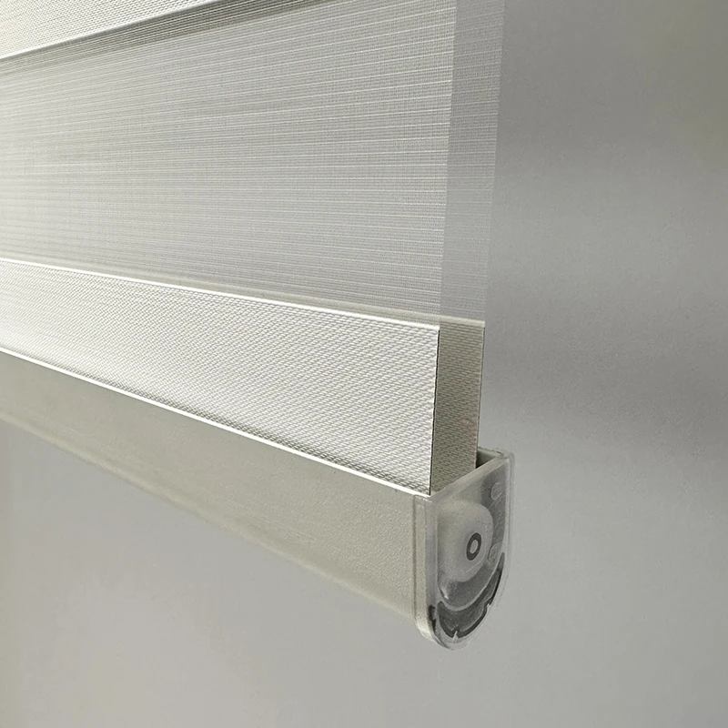 2025年ローラーシェードコンポーネント ゼブラブラインド カセット アルミカーテン 電動電動トラック チューブ コルティナ 巻き上げ式