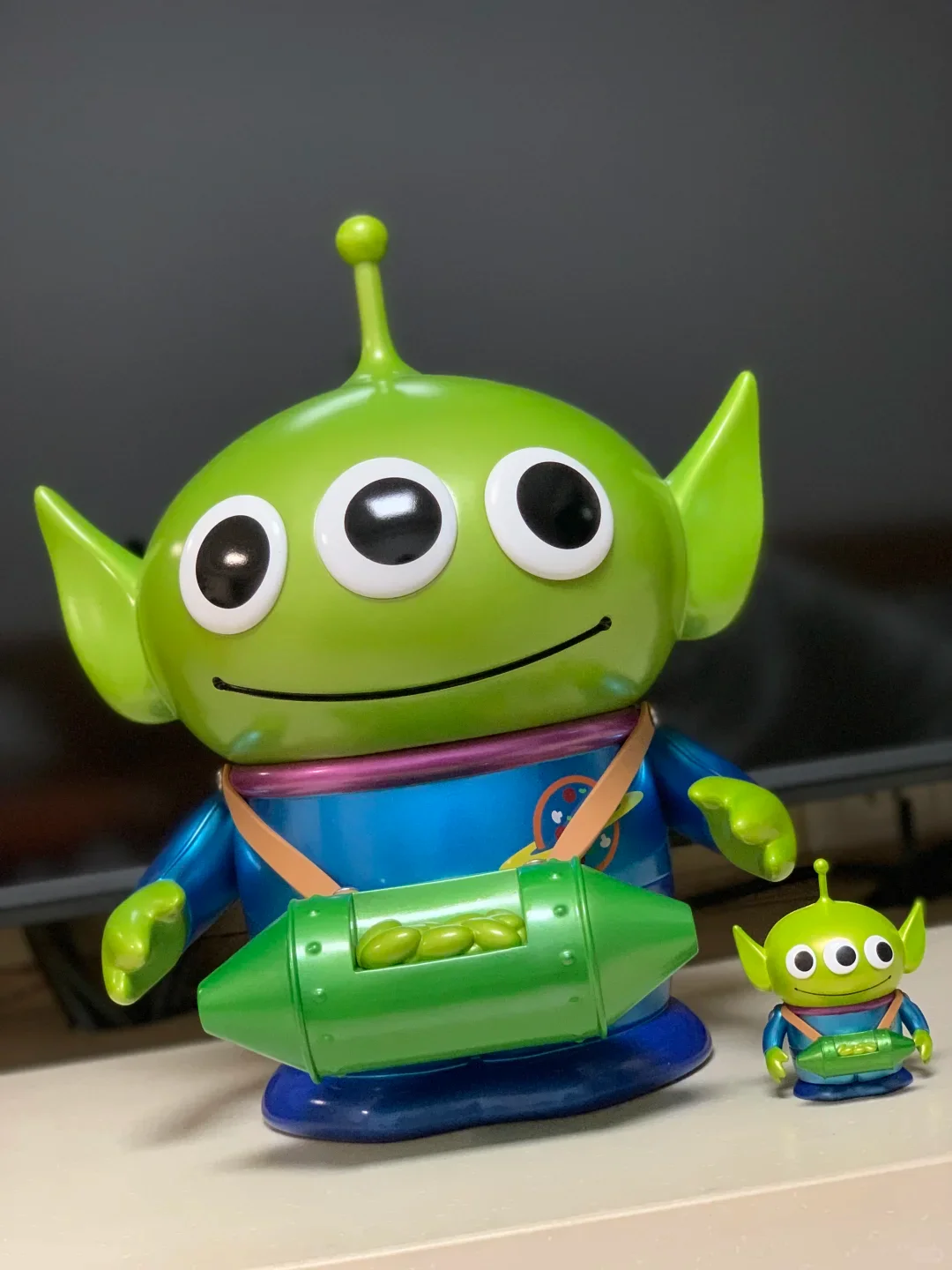 

In-Stock Hero Cross Toy Story 30cm Simulated Metal Skin Styling Vinyl Three-Eyed Boy Trendy Desktop Decoration Birthday Gift