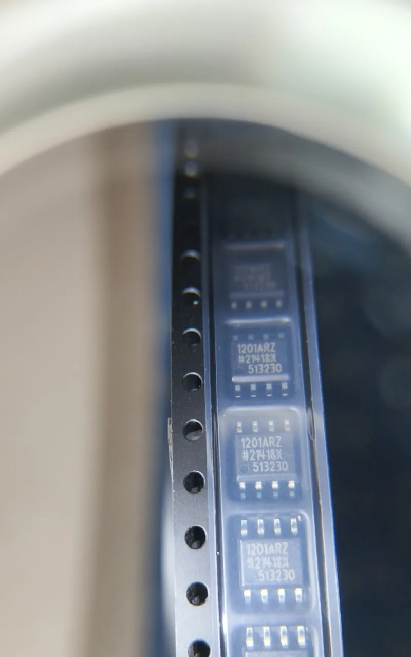 

SACOH New Original genuine surface mount ADUM1201ARZ-RL7 SOIC-8 dual-channel digital isolator IC chip