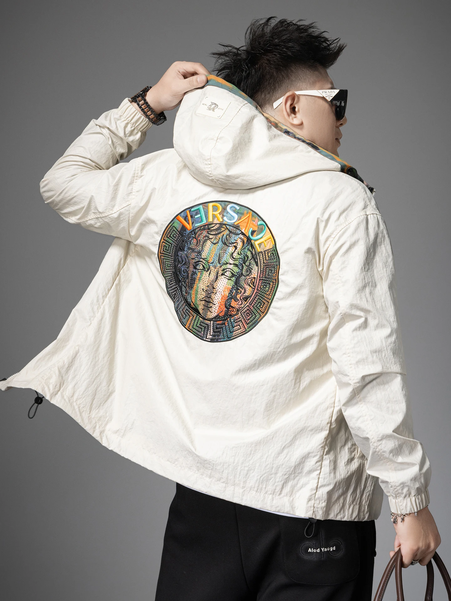 

Мужская повседневная ветрозащитная куртка-худи с воротником-стойкой, длинными рукавами, на молнии, с боковыми карманами, из полиуретана, антистатическая, для осени