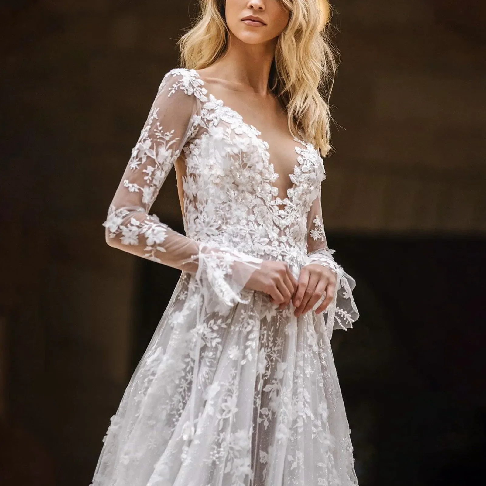 Ladies Spring Summer Sexy Deep V Lace Long Sleeve Dress White High Waist Backless Party Ball Dress Elegant and Beautiful Dress