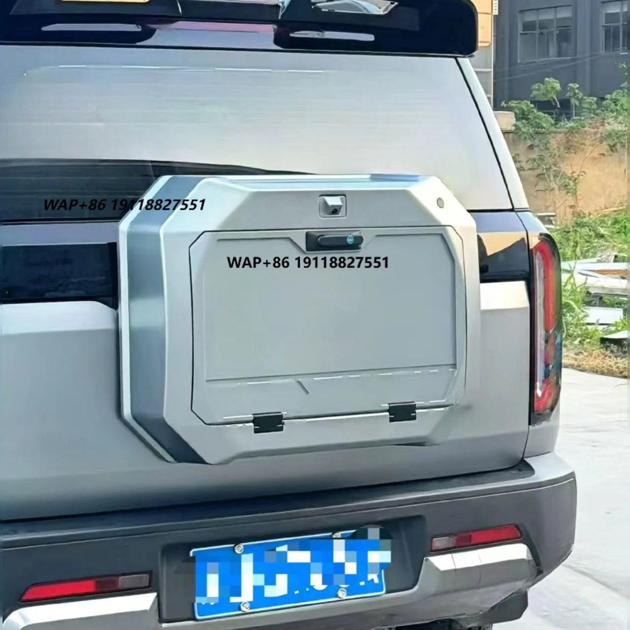 Hot Sales Baic BJ30 Trunk Storage Box Tool Box Cargo Platform with Extra Space for Exterior Accessories Auto Body Part