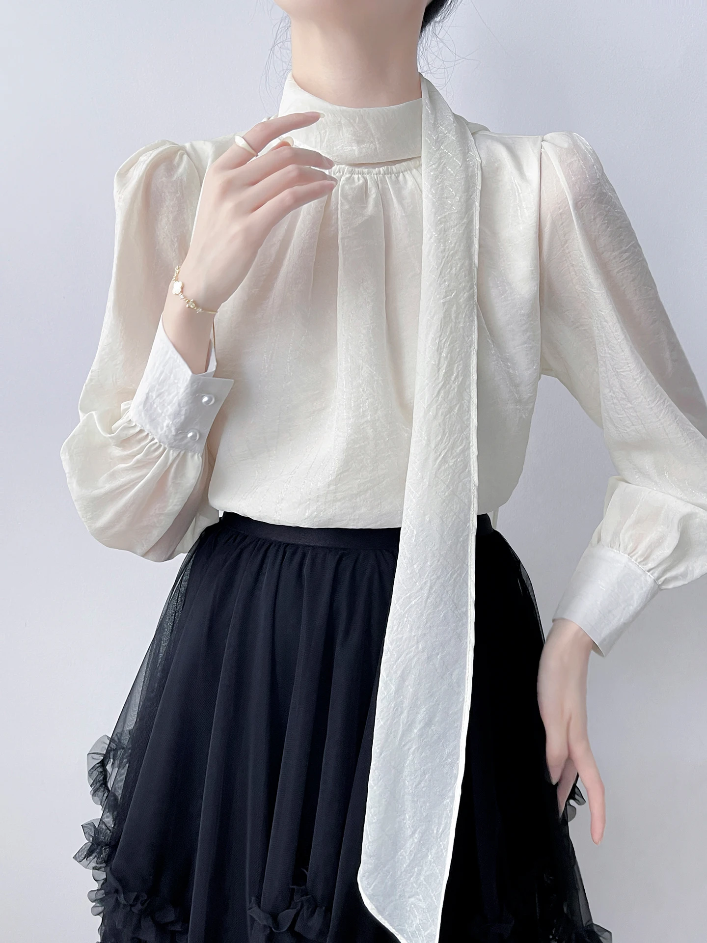 

Женская рубашка в корейском стиле с длинным рукавом, свободного кроя, из шифона, с плиссировкой, для повседневной носки, модная, с галстуком, весна 2026