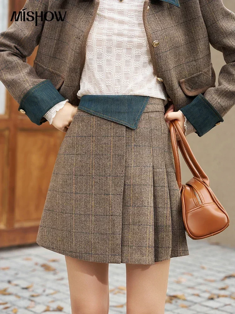 MISHOW Fashion Retro Plaid Suit for Women 2023 Autumn Wool Jacket Pleated Skirt Two-piece Sets Separately Office Lady MXC47W0154