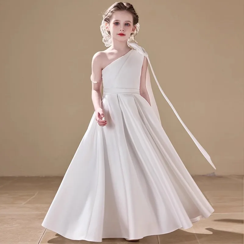 

It's Yiiya Customized Flower Girl Dress Ivory Satin One Shoulder Pleat Size Zipper A-line Floor length Classic Bow Kids Gowns