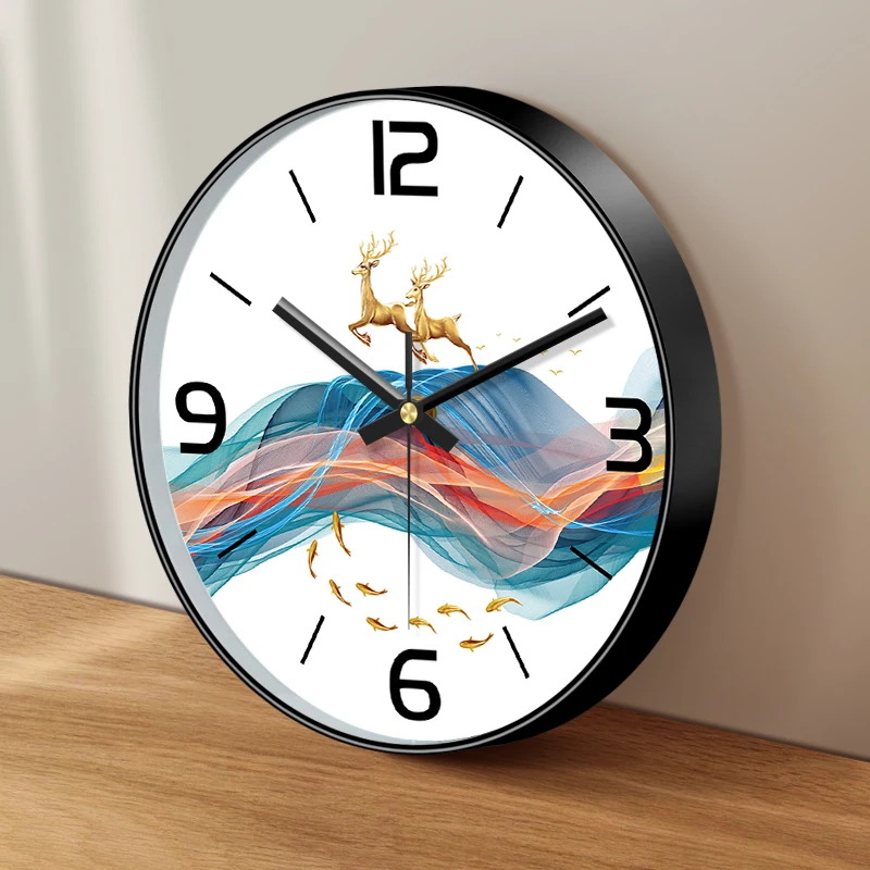 Reloj de pared moderno de lujo, silencioso, de cuarzo, con diseño artístico de ciervo y pez dorados, con marco negro para sala de estar o dormitorio, de 8/10/12 pulgadas.