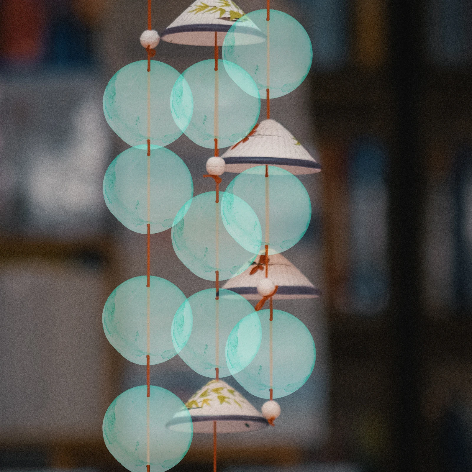 

100 Pcs Shell Slices Round Shells for Crafts Sea Decoration Wind Chimes Wind-bell Hanging Pendant