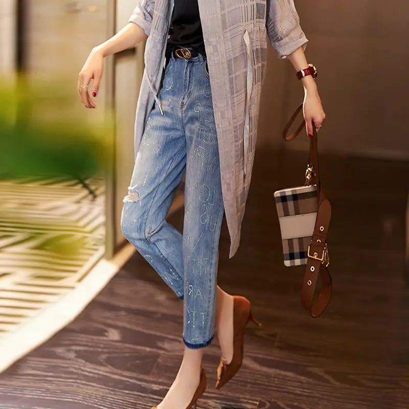 Modische Distressed Hot Drilling Jeans für Damen Sommer Thin Edition Neue Damen Retro Nine Point Haremshose Neu M226