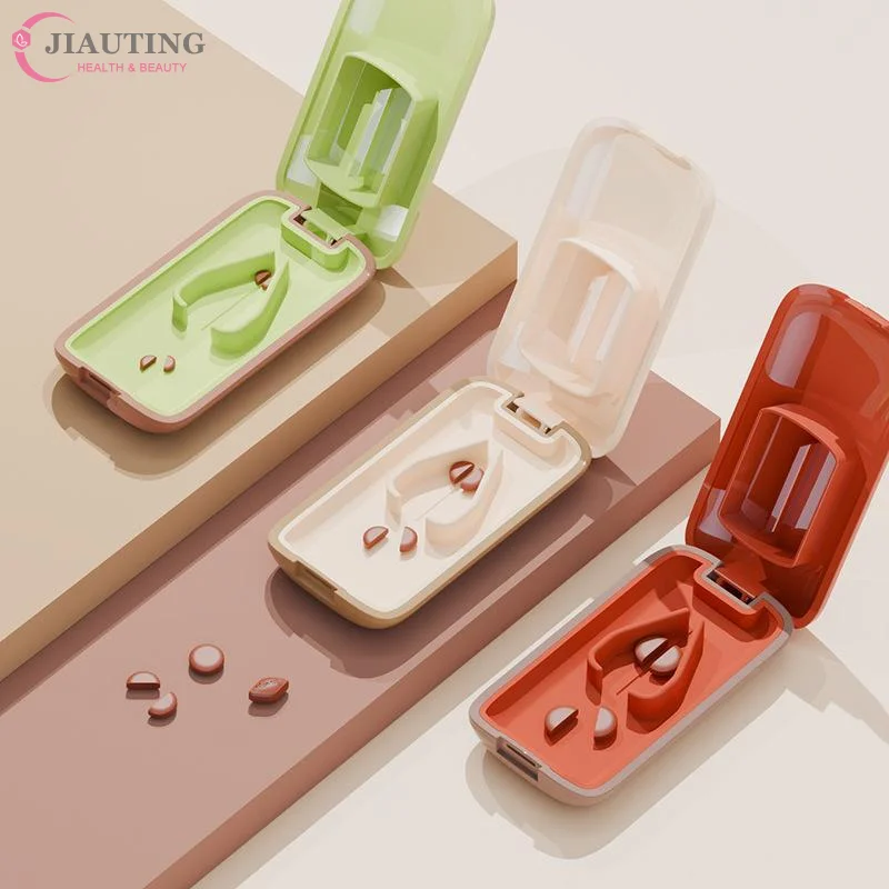 Portable Pill Cutter With Sharp Cutting Blade And Dustproof Lid Perfect For Daily Use Travel Outdoor Pills Splitter For All Size