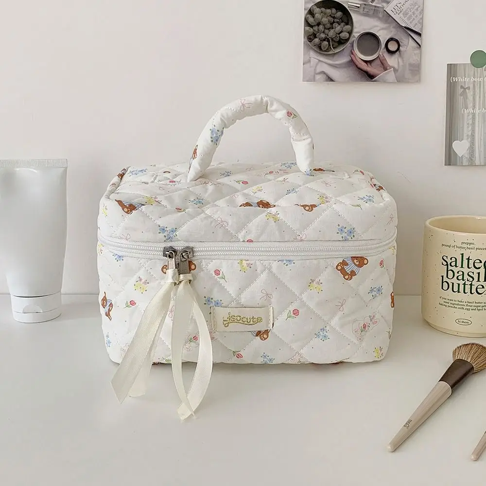 حقيبة مكياج مبطنة ذات سعة كبيرة لطيفة متعددة الوظائف لتنظيم مستحضرات التجميل حقيبة مستحضرات التجميل