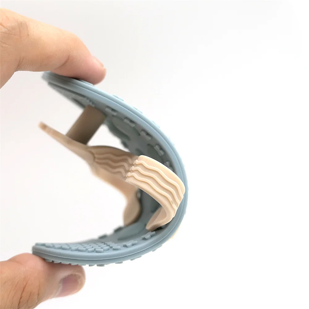 Silicone Flip-Flops Teething Toys Baby Teething Toys Biting Gum Can Be Gnawed Small Slippers Can Wear Feet