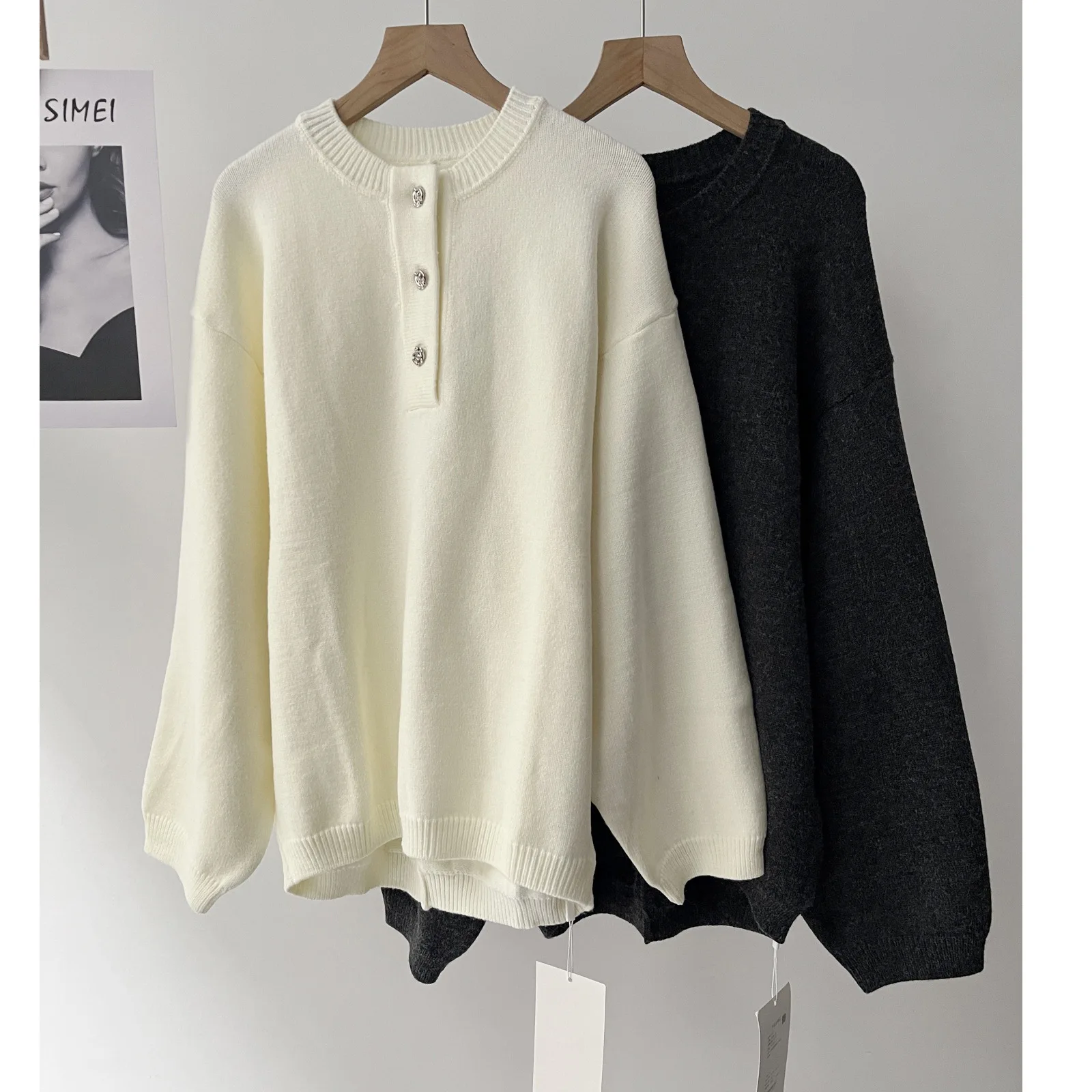 

Simple silhouette loose semi-open neck pullover knit top women's autumn 67b-1814