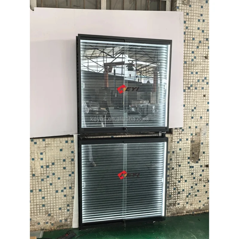 custom.Modern Customized Eco-friendly Baseball Card Display Box Matte Lamination-Graded Sports Card Wall Mount Lockable Trad