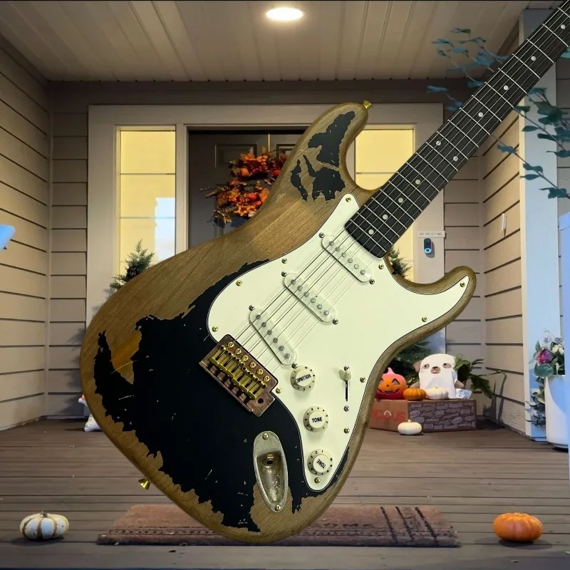 Black Brown STY Electric Guitar 3 Single Coil Pickups 6 Screw Synchronized Tremolo Bridge Aged Hardware Blues Classic Rock