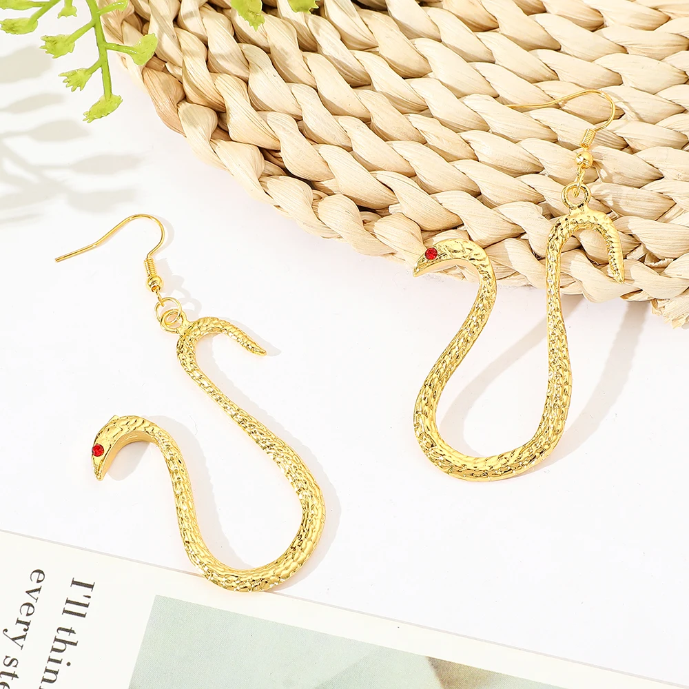 Fashion Cartoon Anime Onepeice Earrings Cute Boa·Hancock Pendant Accessories Popular Anime Figure Snake Gold Earrings Pendant