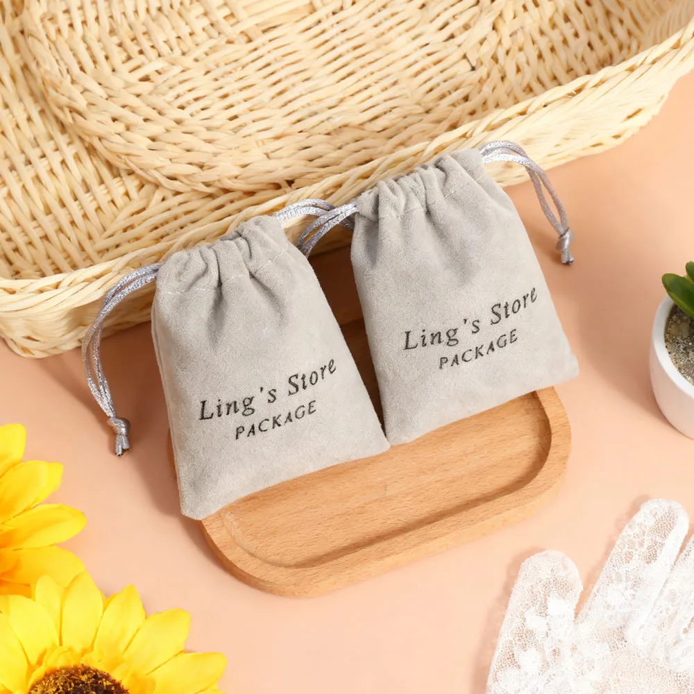 

50 Personalized Velvet Jewelry Pouch Beige Drawstring Bags Chic Small Pouches Wedding Favor Gift Pouches Packaging Custom Logo
