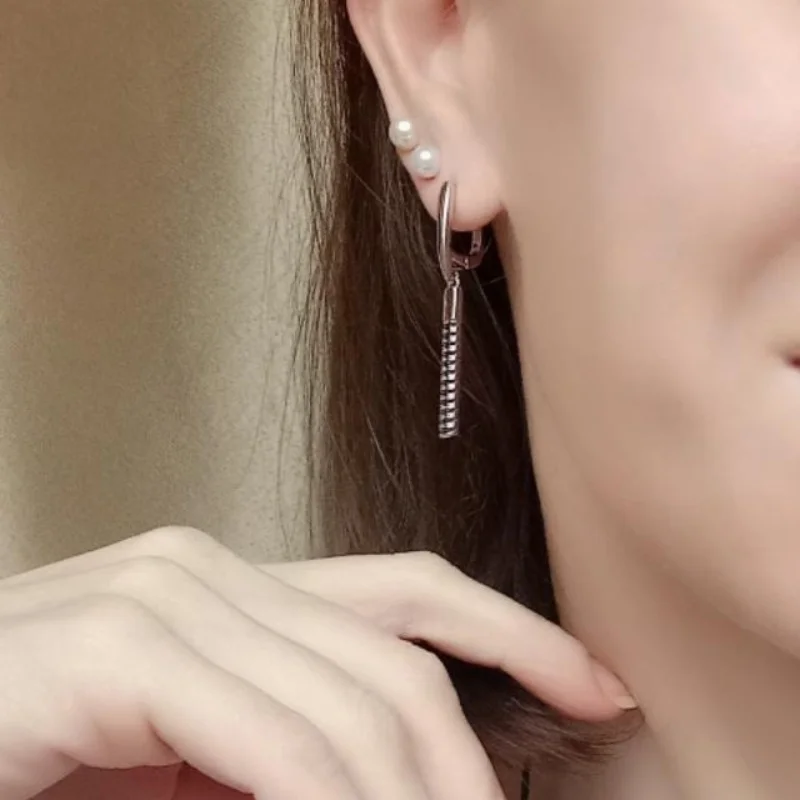 Black Awn 2024 New Hoop Earrings for Women Classic Silver Color Trendy Spinel Engagement Jewelry I289