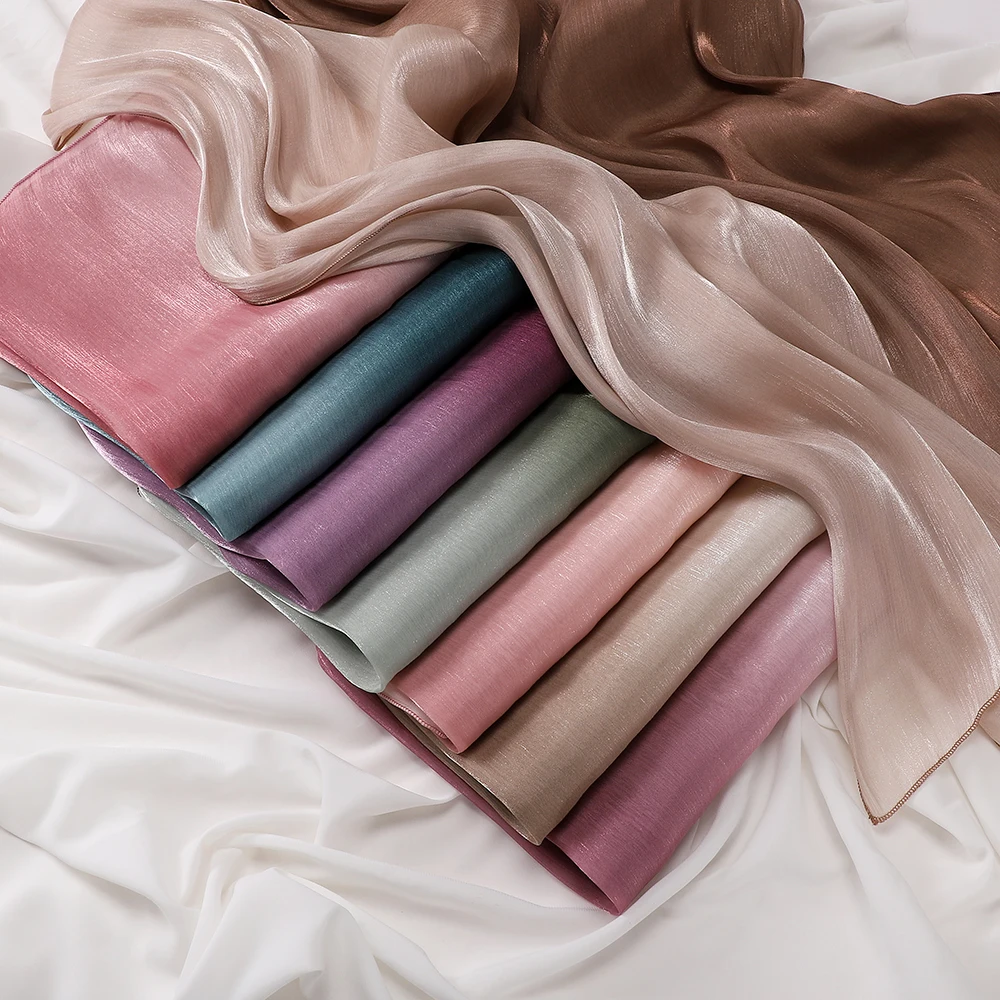 

Двухцветные блестящие атласные хиджабы-шарфы с эффектом мятой ткани, женские мусульманские хиджабы из крепа, исламские шелковые хиджабы-банданы с мерцающим эффектом