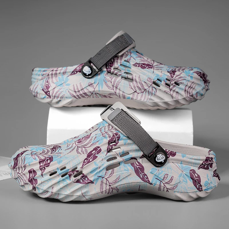 

KADUWOER New Men's Clogs Slippers Sandal Men Garden Shoes Flat Camouflage Sandals Male Sneakers Outdoor Flip Flops Home Clogs