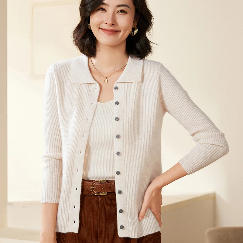 

Elegant Women's Wool Cardigan: 100% Premium Wool, Classic Notch Collar, Single Button Closure for Timeless Style