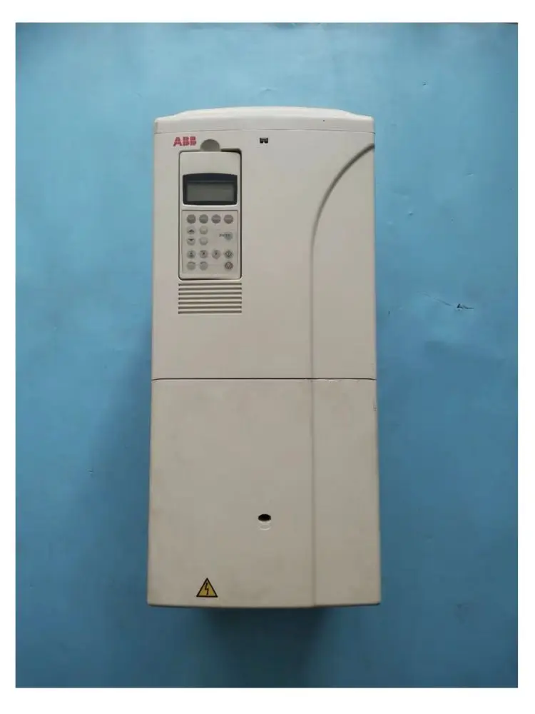 Second-hand    ACS800-01-0070-3+P901   inverter   test  OK     Fast Shipping