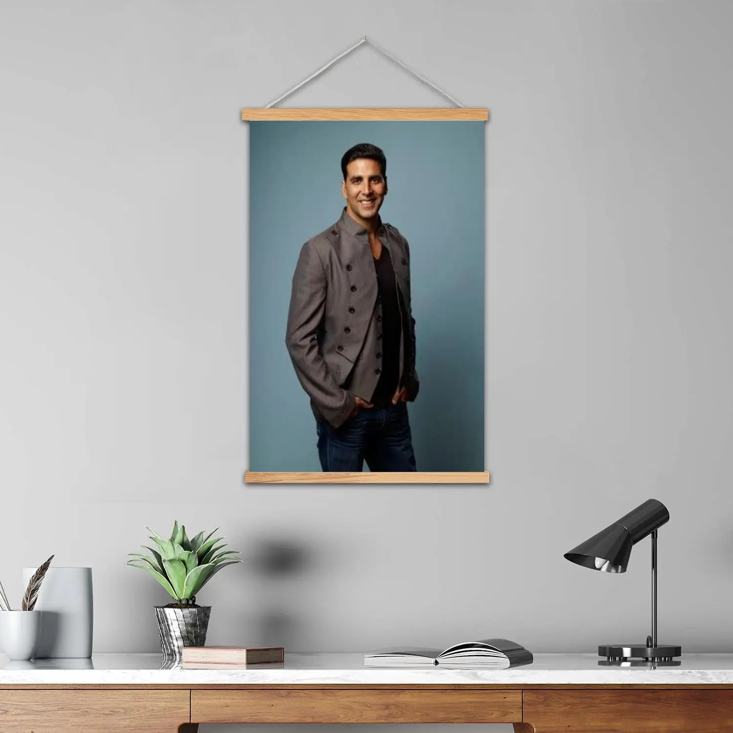 akshay kumar Framed Wall Painting Canvas Art Poster and Wall Art,  Modern Family, Bedroom Decor, Posters,Decorative painting