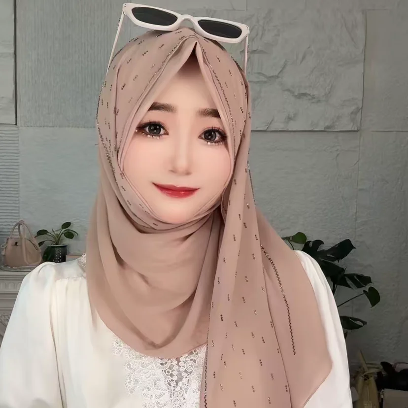 

Luxury Brand Muslim Scarf Shawls for Women Holiday Party Gift Hijab Cover-Up in Premium Quality