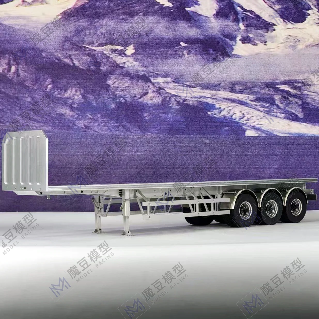 

Three-axle Trailer with Chassis for Tamiya 1/14 RC Truck Tractor Scania Iveco MAN Benz Volvo Metal 1:14 Trailer DIY Parts