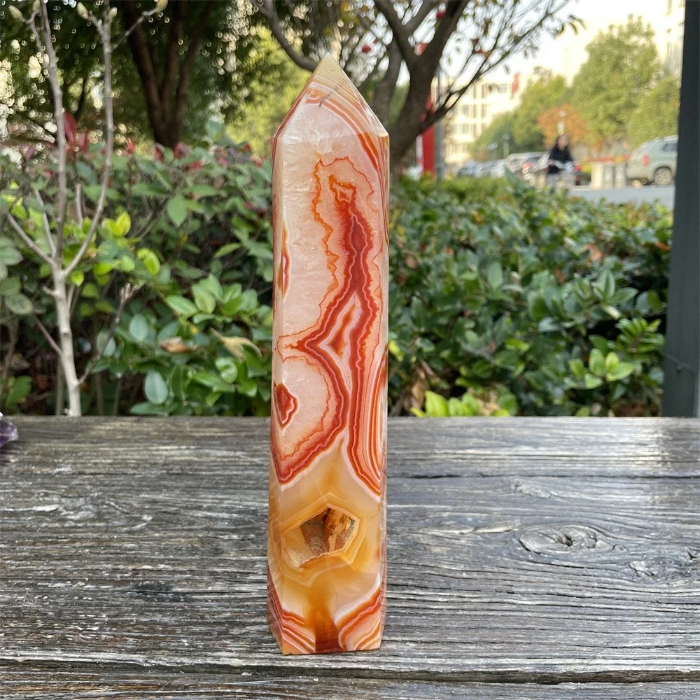 Natural red agate crystal quartz energy tower, for spiritual healing, home decoration, purification and divination, meditation a