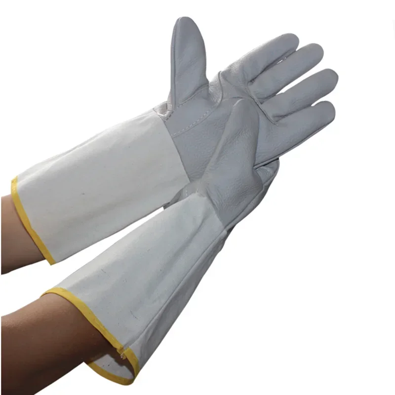 One Pair Lengthen Fireproof Heat Resistant Cow Leather Gloves Welding Work Gloves Protective Gloves for Welders Against Scalding