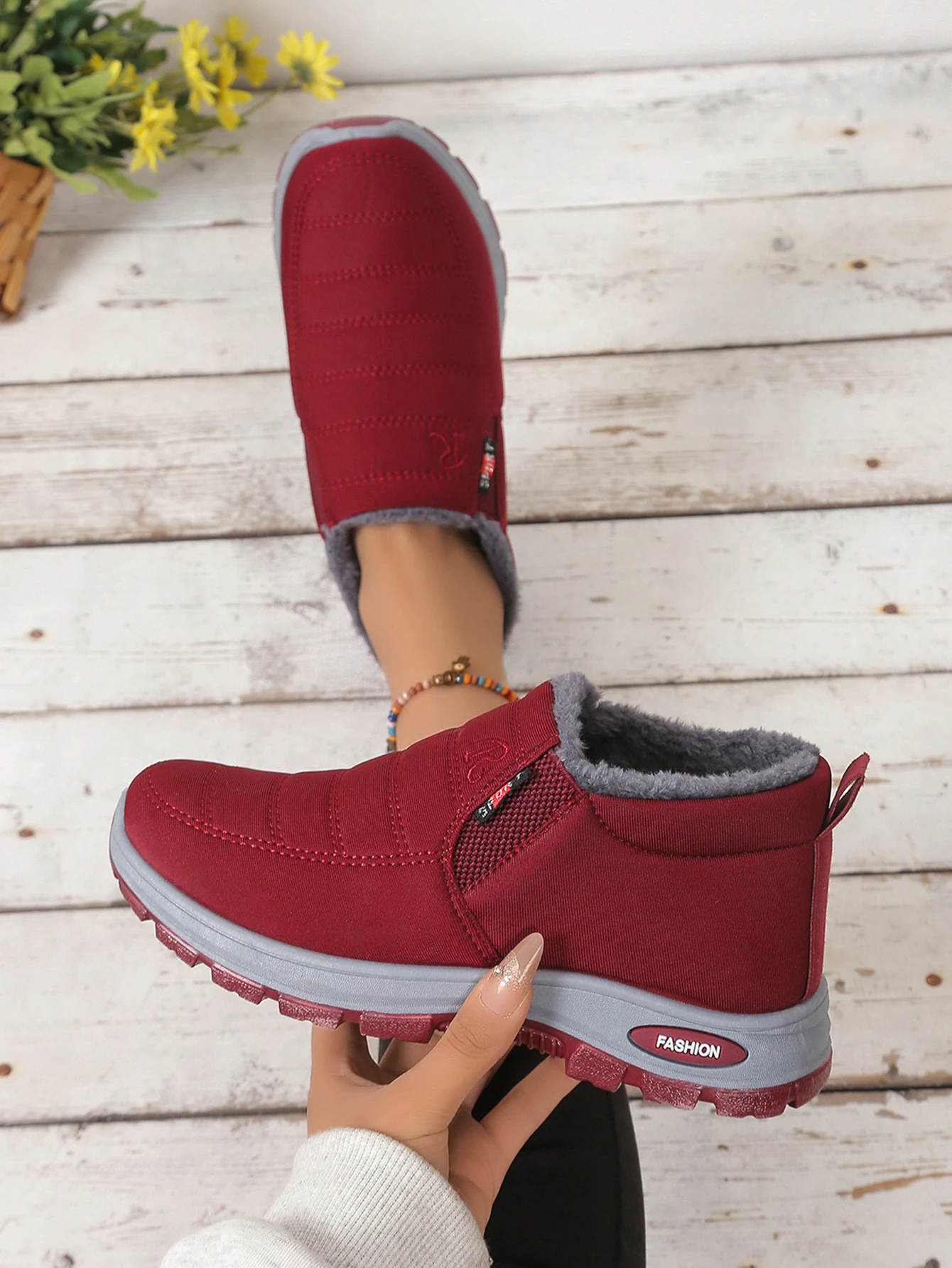 Unisex Super Warme Winter-Schneestiefel mit Dicker Sohle, Arktisch Isolierte Knöchelstiefel mit Wärmespeicherndem Futter, Robuste Outdoor-Schuhe – Detail 4