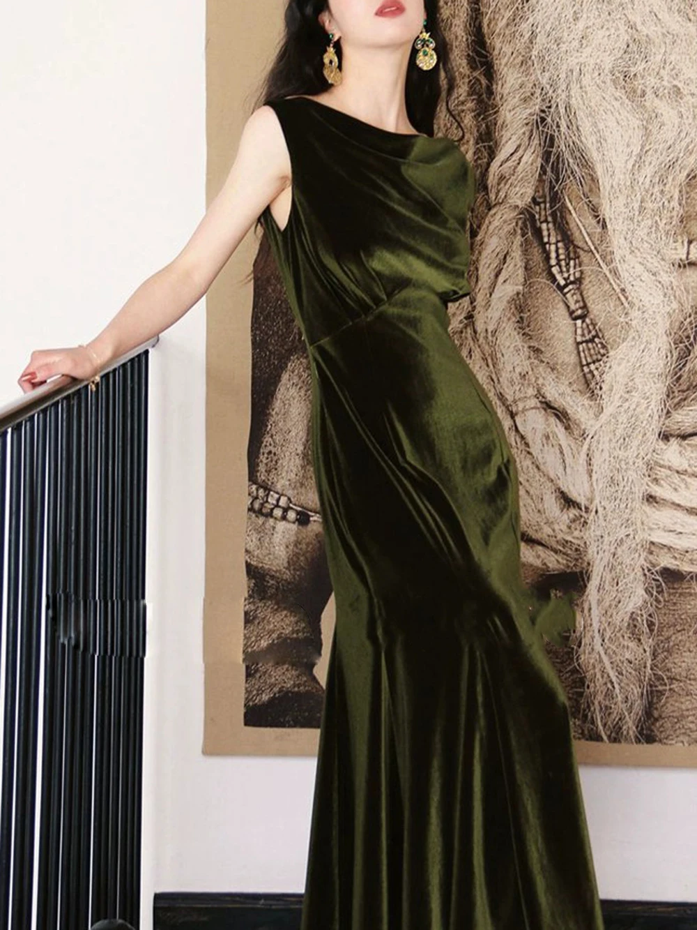 Elegant Dark Green Evening Dress Women's Velvet Off The Shoulder Cowl Neck Prom Gown Slim Mermaid Hem Cocktail Vestido