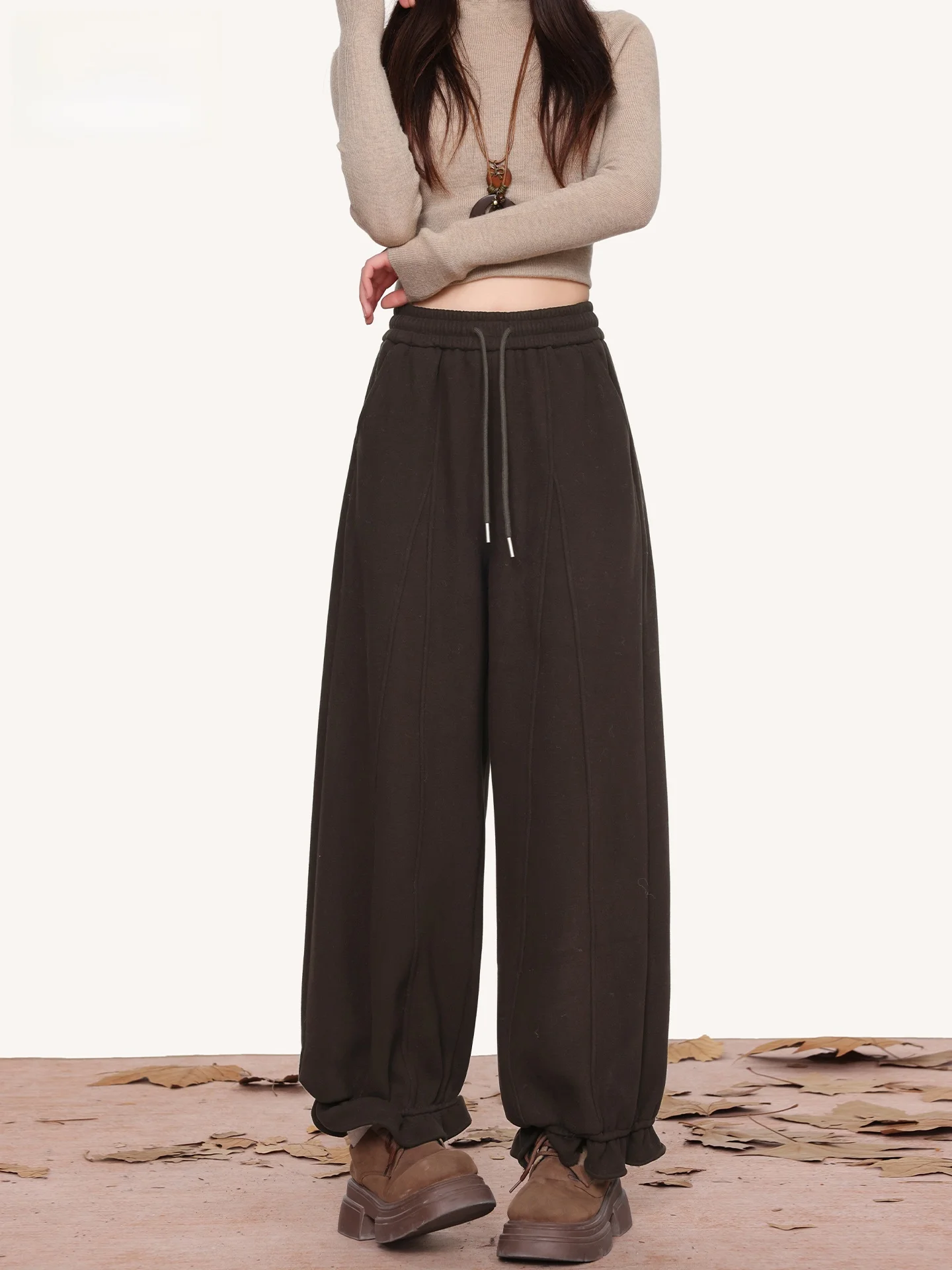 

Женские повседневные брюки-шаровары цвета кофе с высокой талией, широкими штанинами и укороченной длиной (7/8)