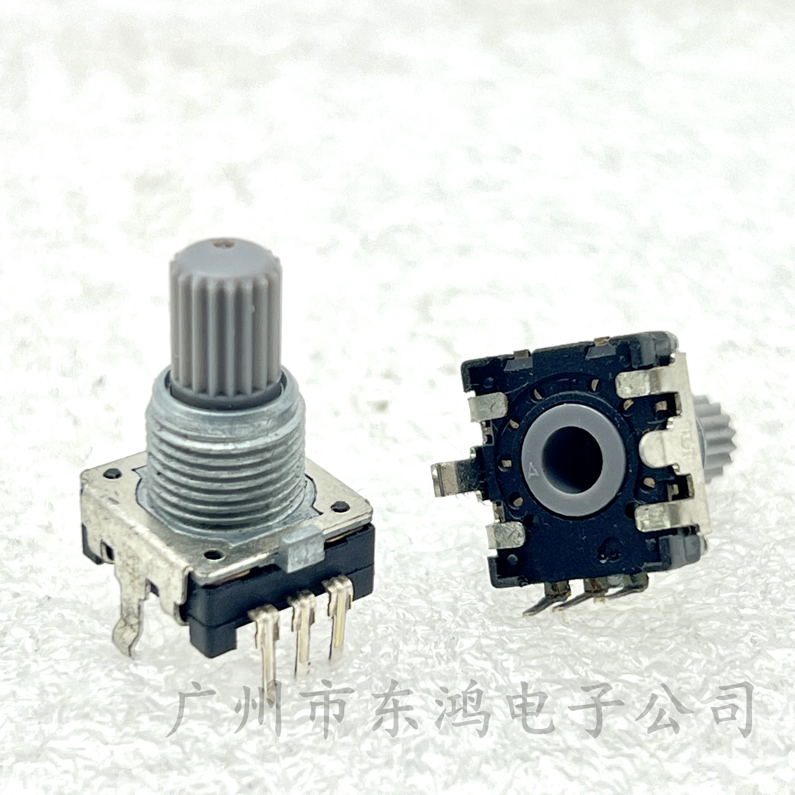 1 PCS EC11 encoder 360 degree rotation 30 positioning 15 pulse shaft length 15mm