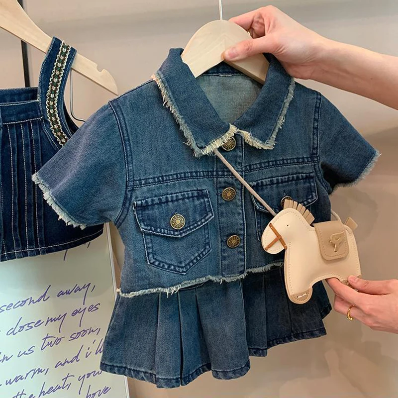 

Spring Autumn Children Toddle Baby Sweet Girls 2PC Clothes Sets Denim Jacket Coat+Jean Pleated skirt Kids Clothing Retro Suit