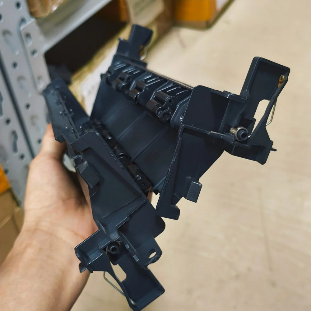 

LY9130002 Inner Chute ASSY for Brother HL-2260 2305 2320 DCP-7080 7180 MFC-7380 7480 7880 L2700 Exit Roller LY9130003