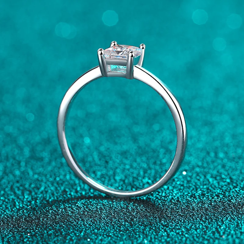 Syoue 0.6ct 4.5Mm Cincin Soliter Moissanite Potongan Putri untuk Wanita Tidak Berwarna Kualitas Tinggi 100% S925 Perak Murni GRA