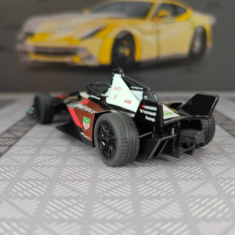 

Модель гоночного автомобиля Porsche FE Formula 1:32 из сплава, коллекционная, настольное украшение, подарок