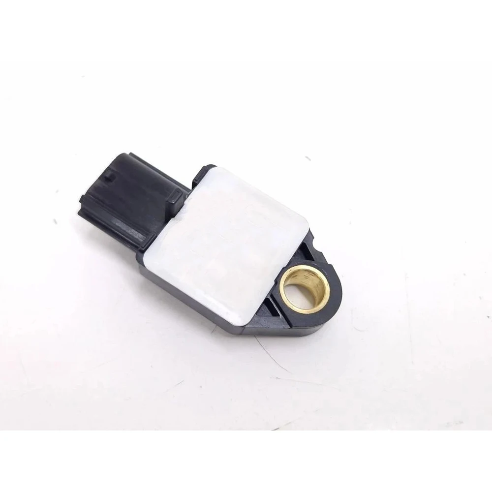 وحدة تأثير الزناد بمستشعر التصادم 865A1001 لميتسوبيشي أوتلاندر II 2 CW0 سيتروين C-Crosser